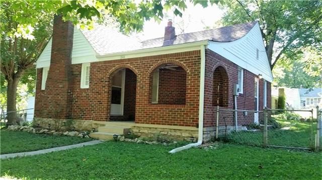 1344 S HOCKER Street — photo 15