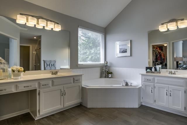 5404 NE Sunshine Drive — photo 15
