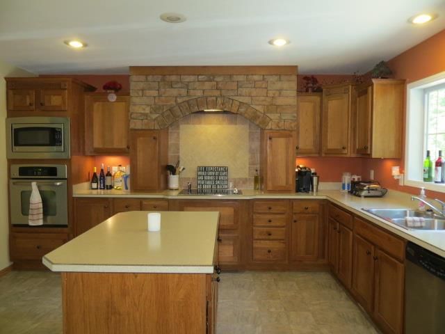 3015 Maid Marion Lane — photo 7