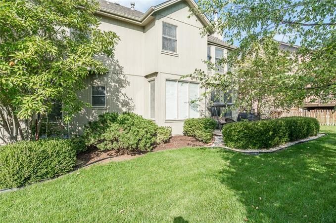 5939 W 152 Terrace — photo 22