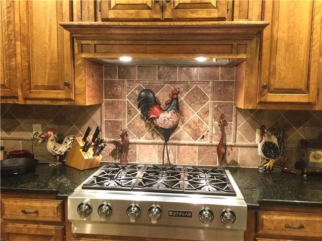 1231 NE Bonanza Drive — photo 19
