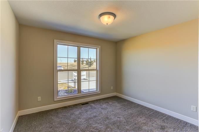 1211 Buckingham Court — photo 13