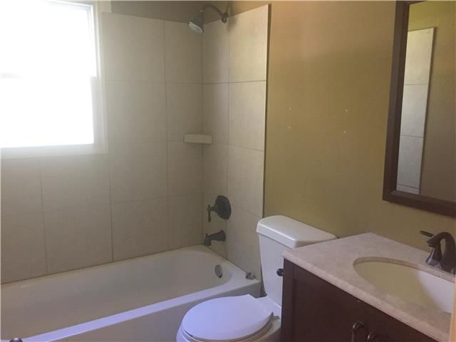9904 Harrison Street — photo 9