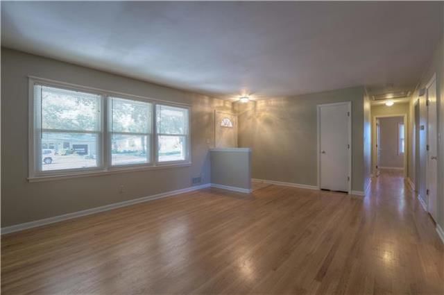 1457 S Forrest Court — photo 5