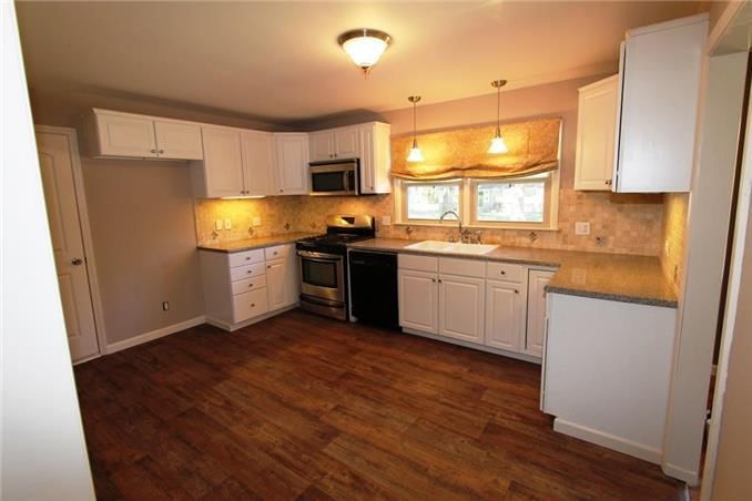 1005 NE 60TH Terrace — photo 5
