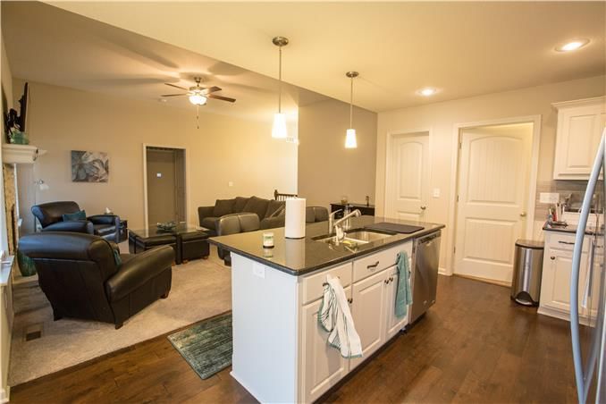 9304 N Belton Avenue — photo 13