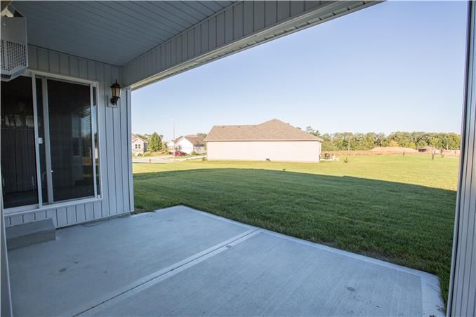 9304 N Belton Avenue — photo 23
