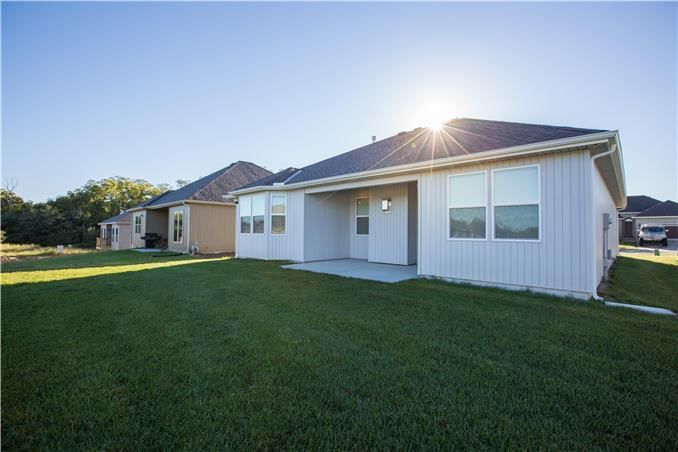 9304 N Belton Avenue — photo 25