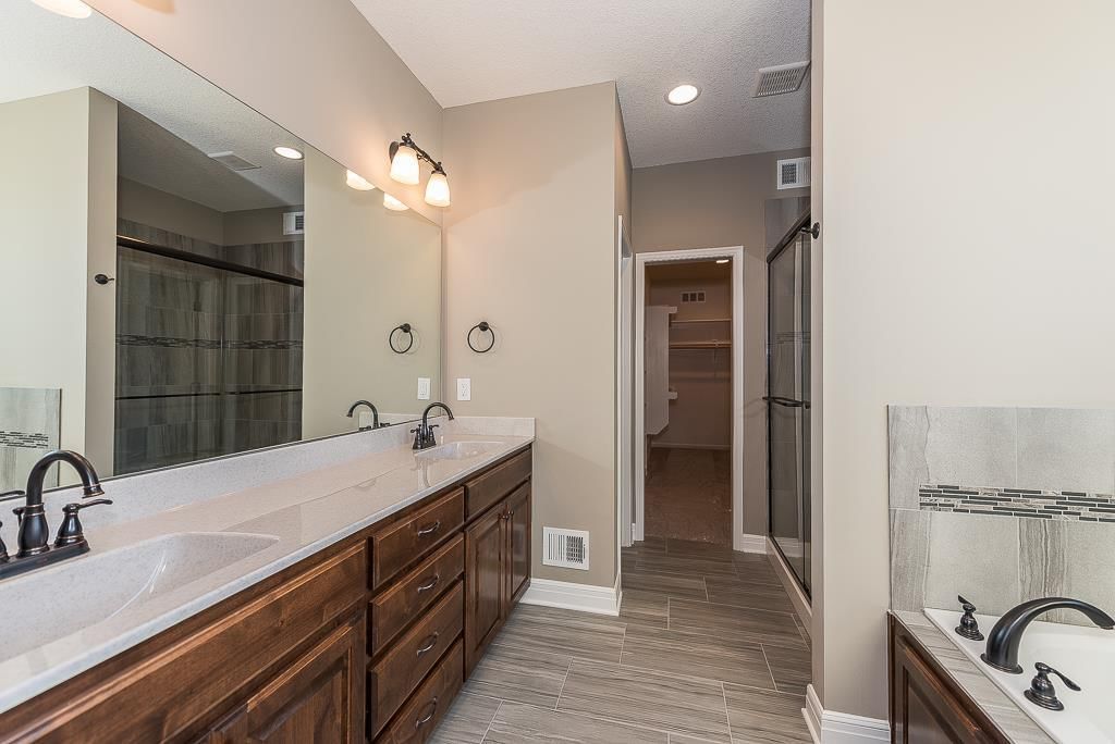 15102 Lakeview Drive — photo 11