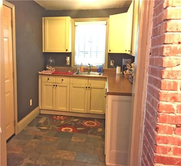 3516 E 10th Street — photo 7