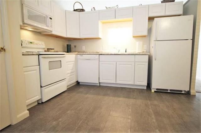 1512 E 25th Terrace — photo 4
