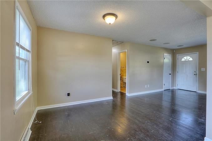 7415 Harris Avenue — photo 10