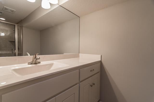 6002 N Cleveland Avenue — photo 19