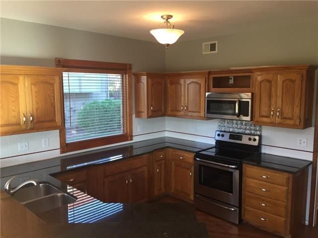 19609 W 99th Street — photo 12
