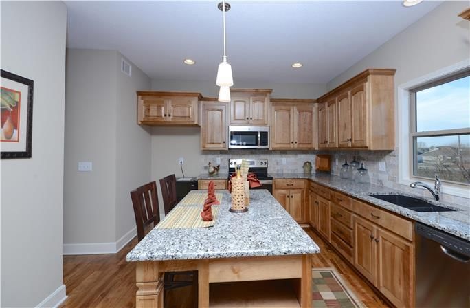 714 S Franklin Street — photo 2