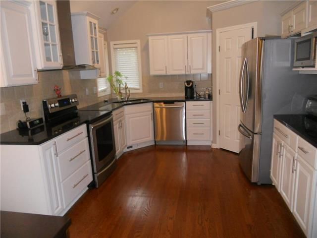 715 NW 52ND Street — photo 4