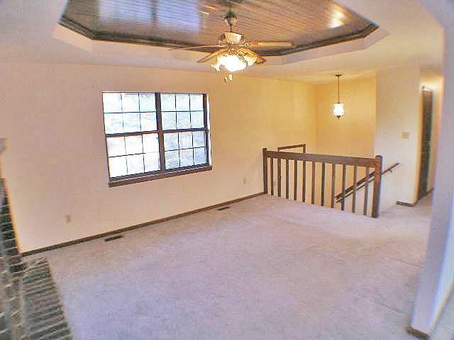 2604 SE 3rd Street — photo 2