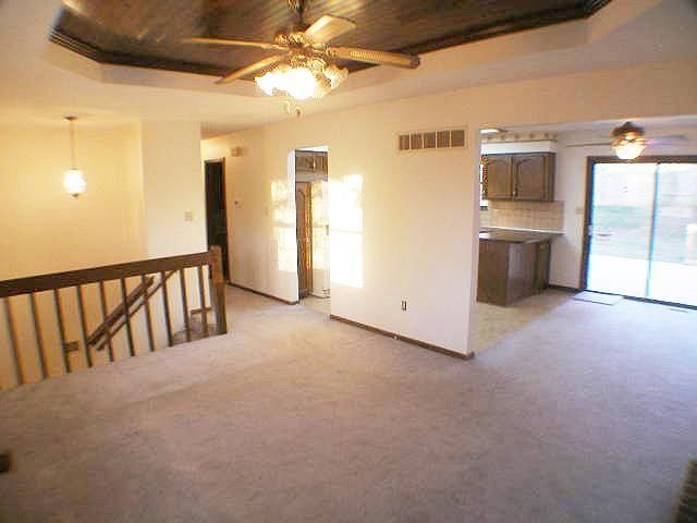 2604 SE 3rd Street — photo 3