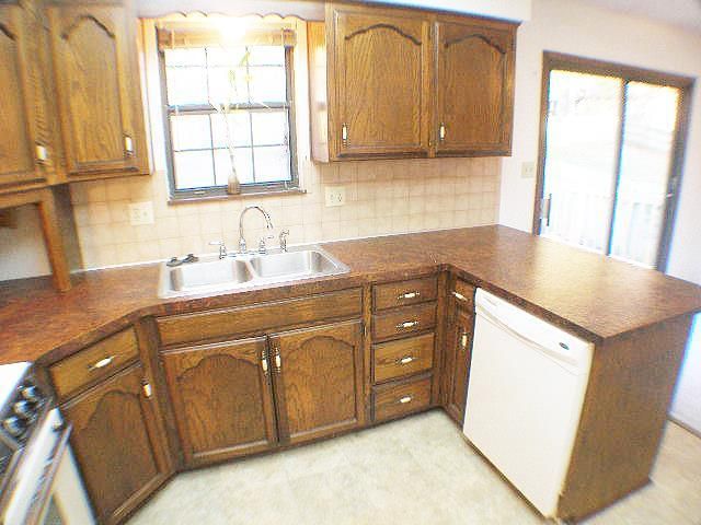 2604 SE 3rd Street — photo 9