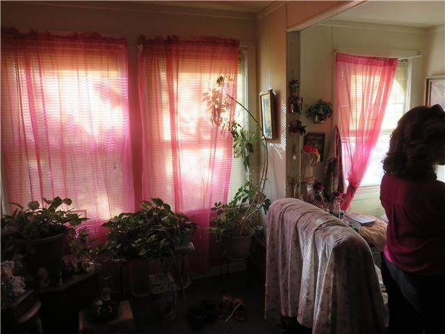 914 Barnett Avenue — photo 6