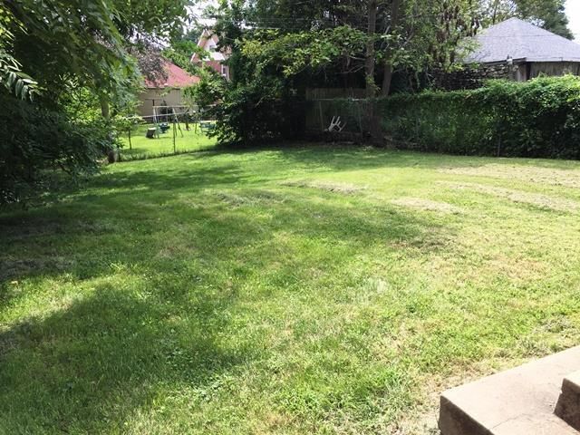 1055 Laurel Avenue — photo 14