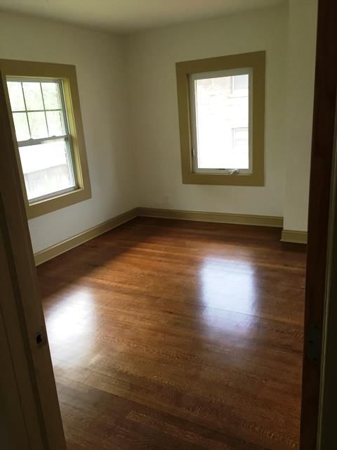 1055 Laurel Avenue — photo 9