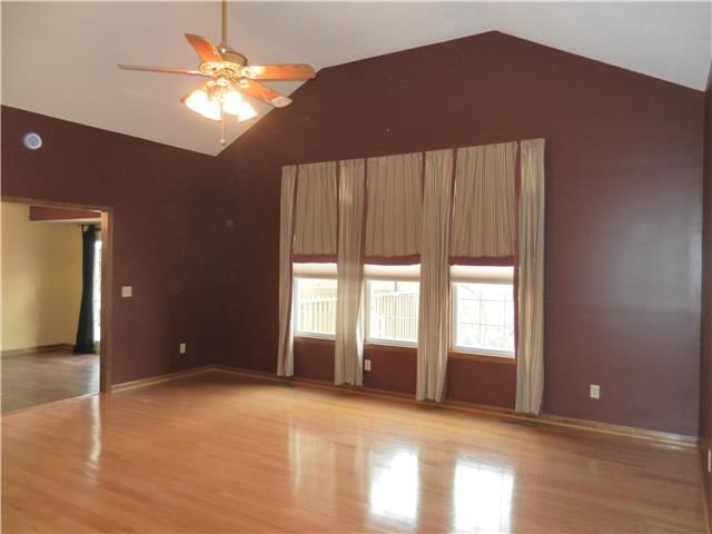512 Varner Street — photo 5
