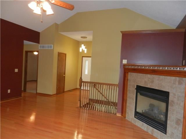 512 Varner Street — photo 6