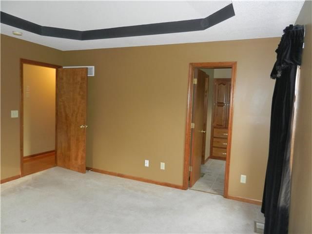 512 Varner Street — photo 9