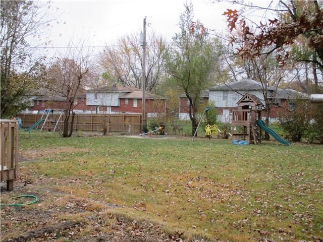 605 NE Darwin Street — photo 5
