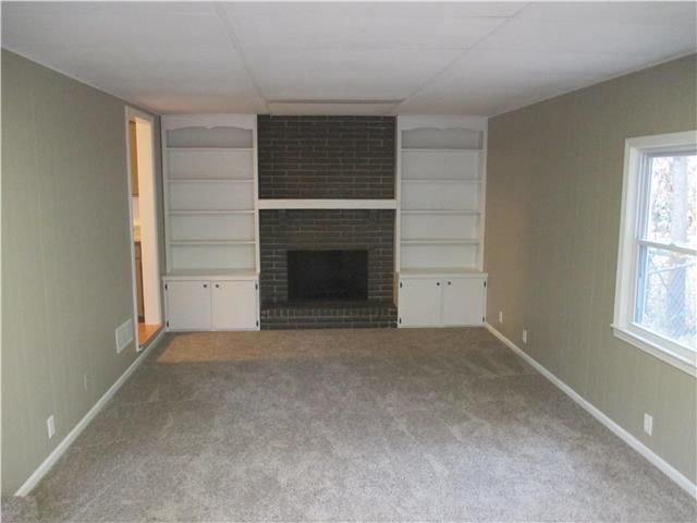 605 NE Darwin Street — photo 10