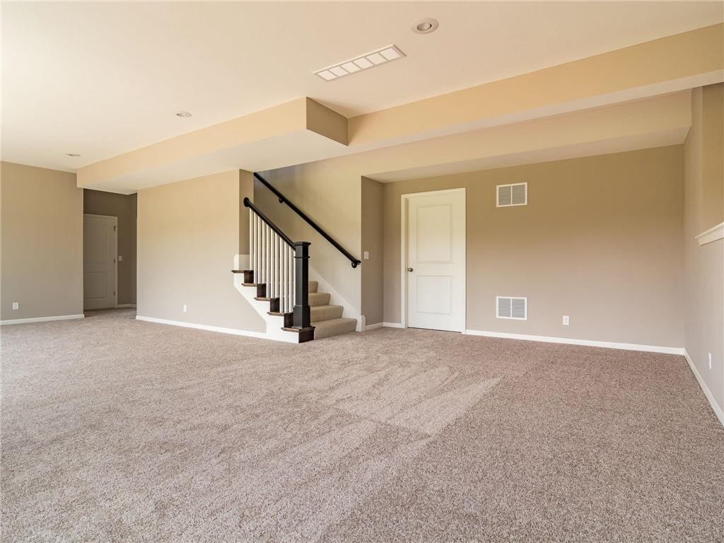 2665 W Elm Street — photo 18