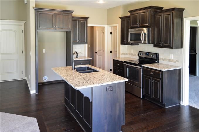 715 Gamma Grass Place — photo 6