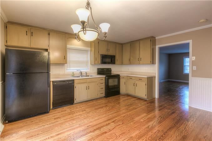 9508 OUTLOOK Street — photo 6