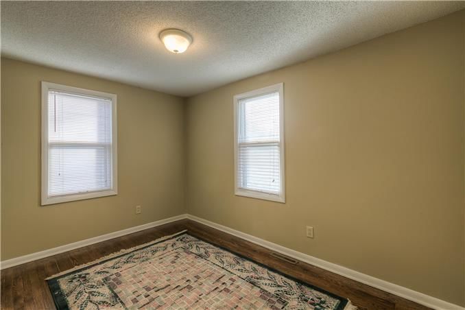 8146 Belleview Avenue — photo 11
