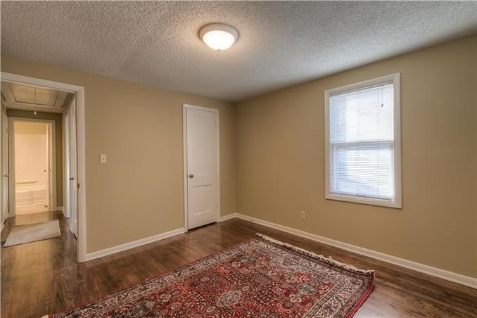 8146 Belleview Avenue — photo 9