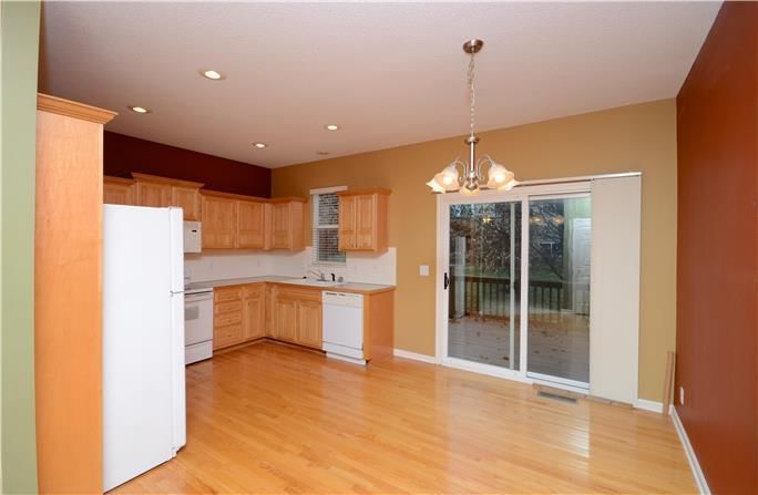 22716 W 73 Street — photo 3