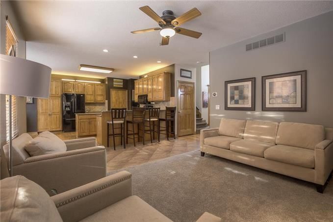 12722 S Hagan Street — photo 5