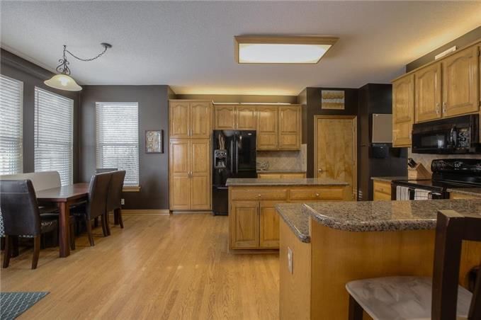 12722 S Hagan Street — photo 6