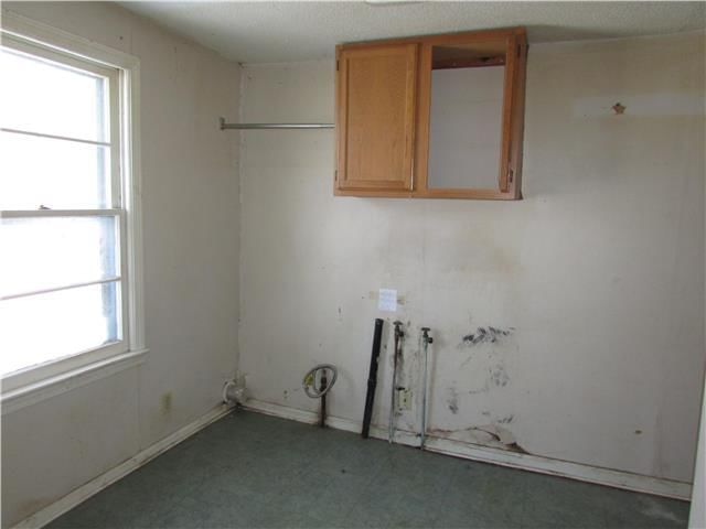 630 W SPRUCE Street — photo 6