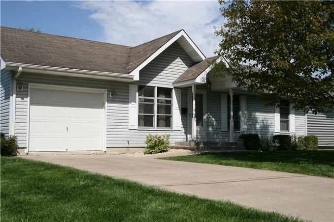 408 S Mead Street — photo 2