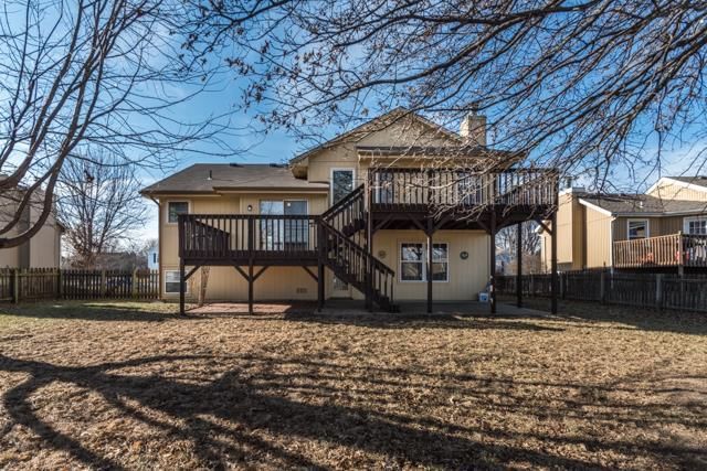 1605 NE WHITESTONE Drive — photo 21