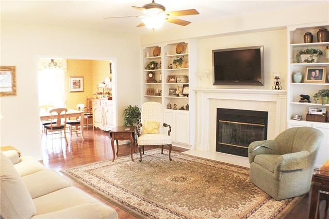 3421 S Maybrook Avenue — photo 5