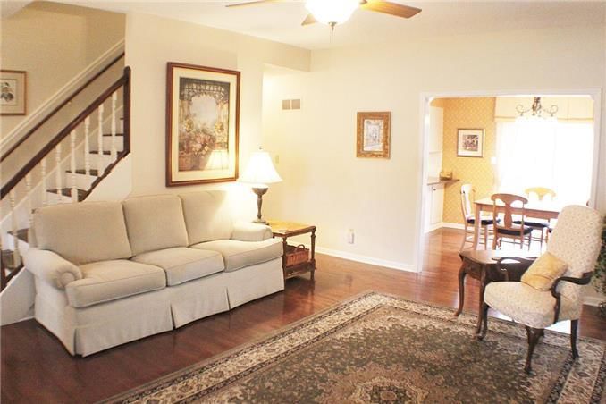 3421 S Maybrook Avenue — photo 7