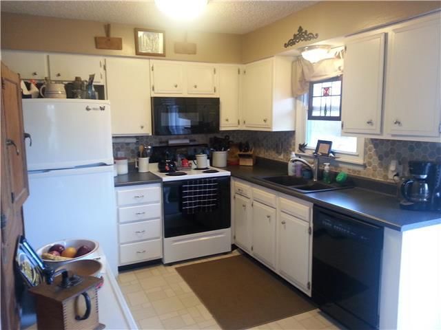 28008 E 239th Street — photo 19