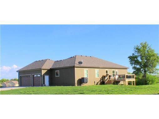 12596 NE Pawnee Drive — photo 5