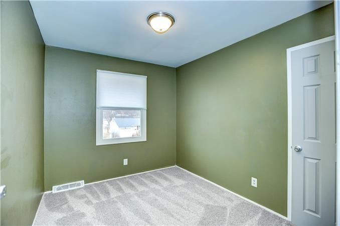4833 N Tullis Avenue — photo 11