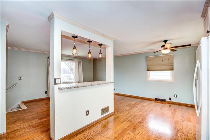 4833 N Tullis Avenue — photo 9