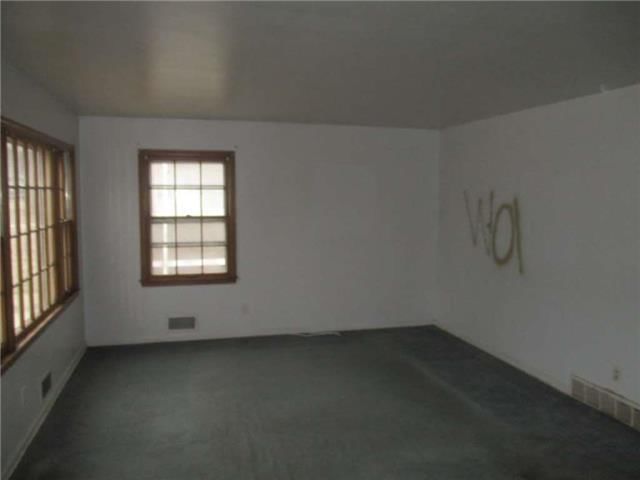 1502 E 77TH Terrace — photo 2