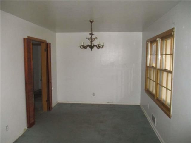 1502 E 77TH Terrace — photo 3